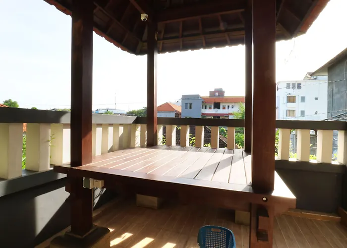 3 Mertha Guest house Kuta (Bali)