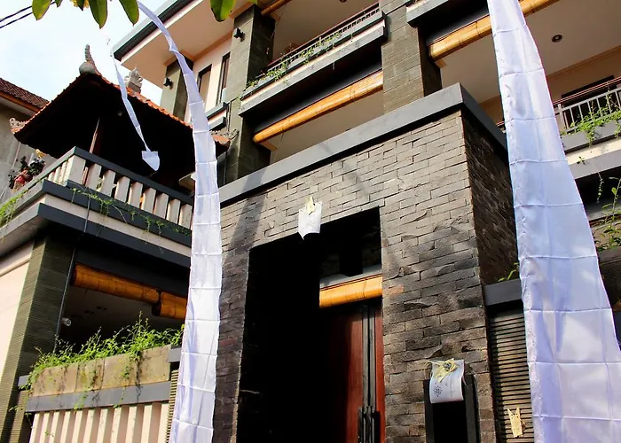 3 Mertha 2* Kuta (Bali)