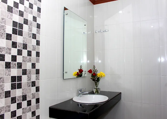 3 Mertha 2* Kuta (Bali)